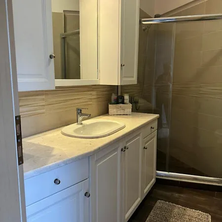 בית נופש Xopetro House